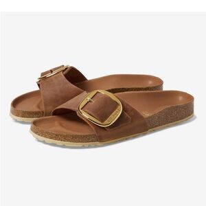 Birkenstock Big Buckle Madrid in Cognac